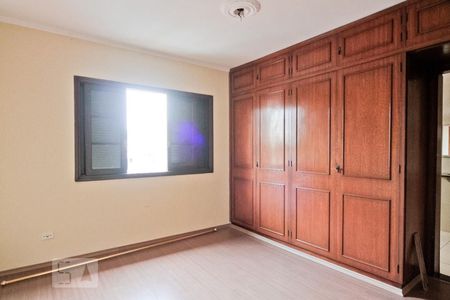 Casa à venda com 380m², 3 quartos e 2 vagas Casa à venda com 380m², 3 quartos e 2 vagasSuíte 3