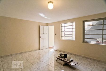 Casa à venda com 380m², 3 quartos e 2 vagas Casa à venda com 380m², 3 quartos e 2 vagasDepósito