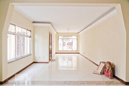 Sala de casa à venda com 3 quartos, 380m² em Vila Paiva, São Paulo