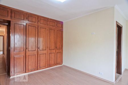 Casa à venda com 380m², 3 quartos e 2 vagas Casa à venda com 380m², 3 quartos e 2 vagasSuíte 1