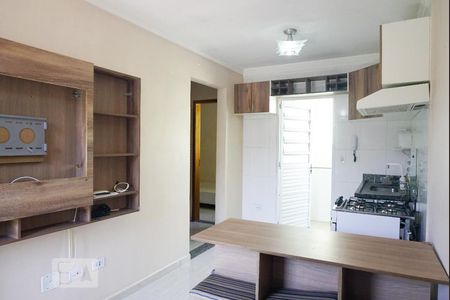 Sala/Cozinha de apartamento para alugar com 2 quartos, 40m² em Vila Dalila, São Paulo