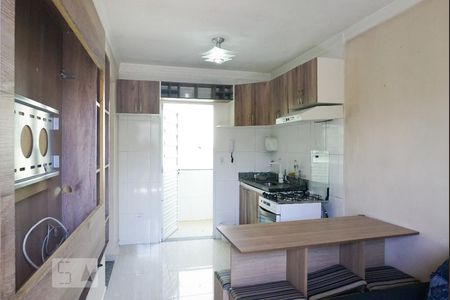 Sala/Cozinha de apartamento para alugar com 2 quartos, 40m² em Vila Dalila, São Paulo