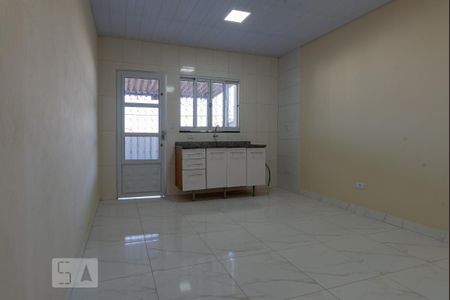 Casa para alugar com 60m², 2 quartos e 1 vagaCozinha