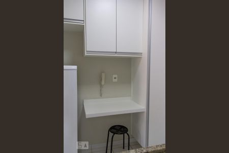 Cozinha de kitnet/studio para alugar com 1 quarto, 25m² em Iguatemi, Ribeirão Preto