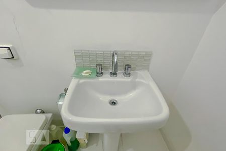 Casa à venda com 123m², 4 quartos e 1 vagaDetalhe Banheiro da Suite