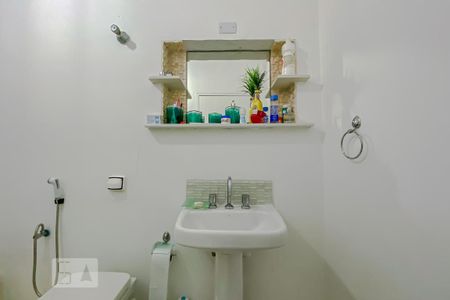 Casa à venda com 123m², 4 quartos e 1 vagaBanheiro da Suite