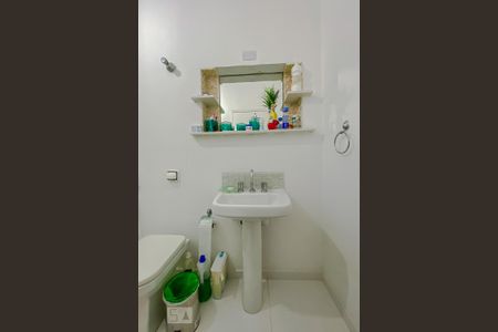 Casa à venda com 123m², 4 quartos e 1 vagaBanheiro da Suite