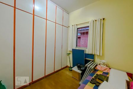 Casa à venda com 123m², 4 quartos e 1 vagaQuarto