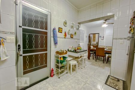 Casa à venda com 123m², 4 quartos e 1 vagaCozinha