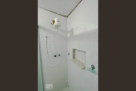 Casa à venda com 123m², 4 quartos e 1 vagaBanheiro