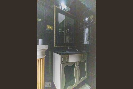 Apartamento à venda com 65m², 2 quartos e sem vagaBanheiro - Armário