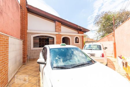 Casa à venda com 216m², 3 quartos e 3 vagasGaragem