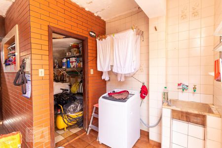 Casa à venda com 216m², 3 quartos e 3 vagasÁrea de Serviço