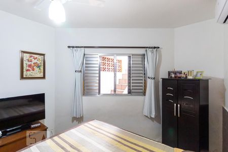 Casa à venda com 216m², 3 quartos e 3 vagasQuarto 3