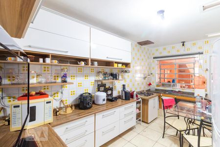 Casa à venda com 216m², 3 quartos e 3 vagasCozinha