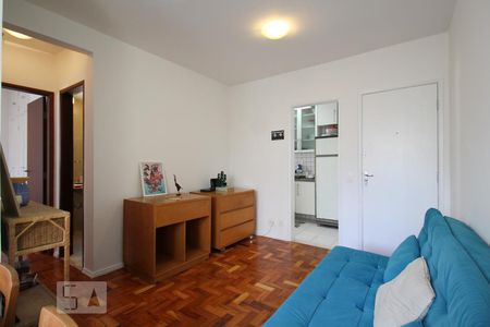 Sala de apartamento para alugar com 2 quartos, 65m² em Indianópolis, São Paulo