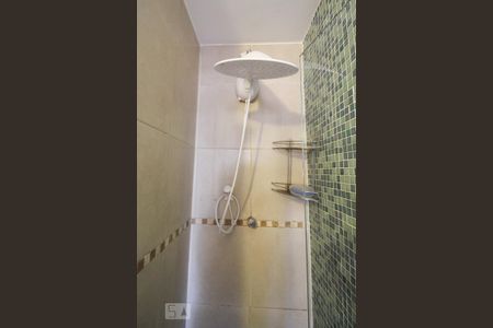Banheiro de apartamento para alugar com 2 quartos, 65m² em Indianópolis, São Paulo