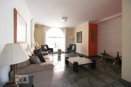 Apartamento para alugar com 65m², 2 quartos e 1 vaga Apartamento para alugar com 65m², 2 quartos e 1 vagaHall