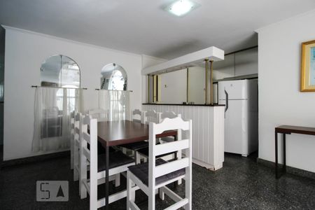 Apartamento para alugar com 65m², 2 quartos e 1 vaga Apartamento para alugar com 65m², 2 quartos e 1 vagaÁrea comum - Salão de festas