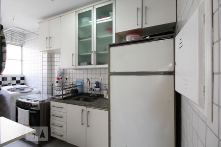 Cozinha de apartamento para alugar com 2 quartos, 65m² em Indianópolis, São Paulo