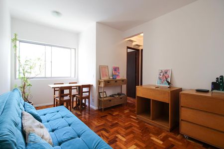 Sala de apartamento para alugar com 2 quartos, 65m² em Indianópolis, São Paulo