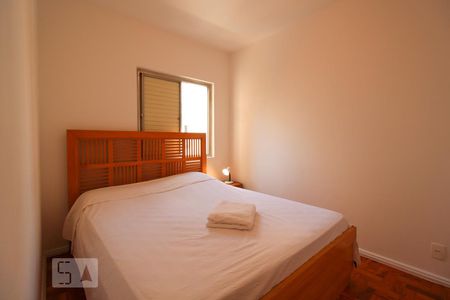 Quarto 1  de apartamento para alugar com 2 quartos, 65m² em Indianópolis, São Paulo