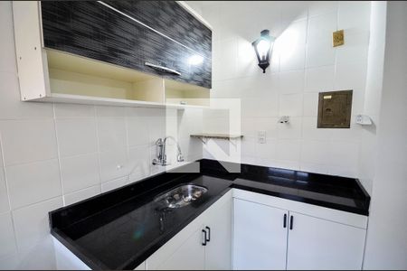 Apartamento à venda com 70m², 2 quartos e 1 vaga Apartamento à venda com 70m², 2 quartos e 1 vagaCozinha
