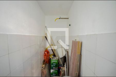 Apartamento à venda com 70m², 2 quartos e 1 vaga Apartamento à venda com 70m², 2 quartos e 1 vagaBanheiro de Serviço