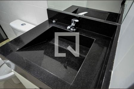 Apartamento à venda com 70m², 2 quartos e 1 vaga Apartamento à venda com 70m², 2 quartos e 1 vagaBanheiro