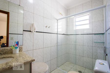 Apartamento para alugar com 100m², 3 quartos e 1 vagaBanheiro do quarto 1