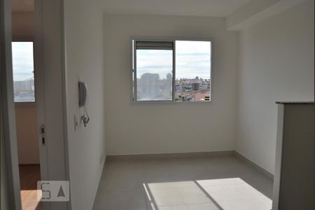 Sala/Cozinha de apartamento para alugar com 1 quarto, 28m² em Cambuci, São Paulo