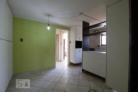 Cozinha de casa à venda com 4 quartos, 330m² em Jardim da Glória, São Paulo