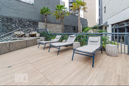 Studio para alugar com 42m², 1 quarto e sem vagaPiscina