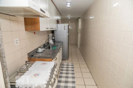 Apartamento para alugar com 62m², 2 quartos e 1 vaga Apartamento para alugar com 62m², 2 quartos e 1 vagaCozinha e Área de Serviço