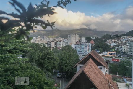 Apartamento para alugar com 62m², 2 quartos e 1 vaga Apartamento para alugar com 62m², 2 quartos e 1 vagaVista da Cozinha e Área de Serviço