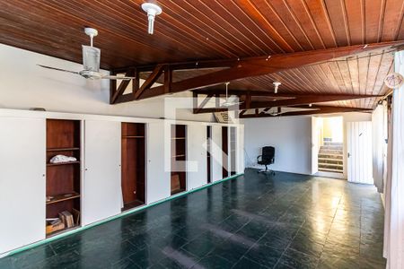 Área comum de casa à venda com 5 quartos, 350m² em Água Fria, São Paulo