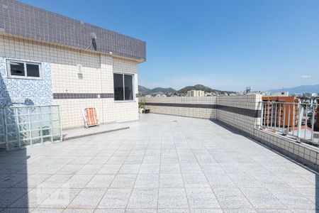 Apartamento à venda com 167m², 2 quartos e 2 vagasCobertura