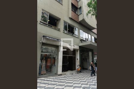 Apartamento à venda com 45m², 1 quarto e sem vagaFachada