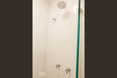 Studio para alugar com 26m², 1 quarto e sem vaga Studio para alugar com 26m², 1 quarto e sem vagaChuveiro