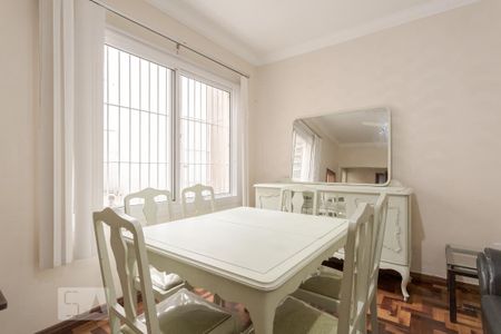 Apartamento para alugar com 2 quartos, 70m² em Navegantes, Porto Alegre