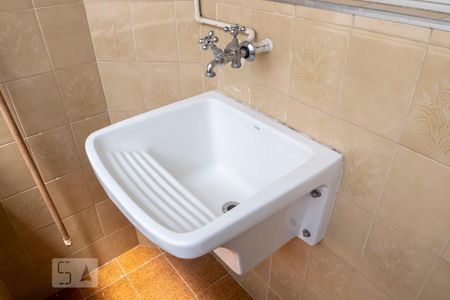Apartamento à venda com 65m², 2 quartos e 1 vagaÁrea de Serviço