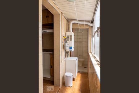Apartamento à venda com 65m², 2 quartos e 1 vagaÁrea de Serviço