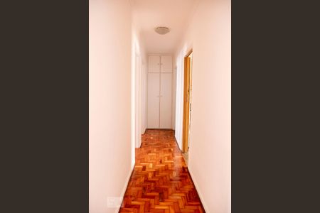 Apartamento à venda com 65m², 2 quartos e 1 vagaCorredor