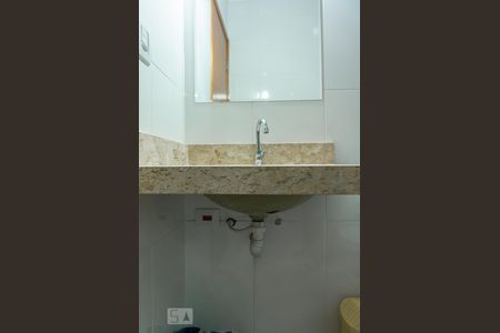 Casa de condomínio à venda com 36m², 1 quarto e sem vagaBanheiro