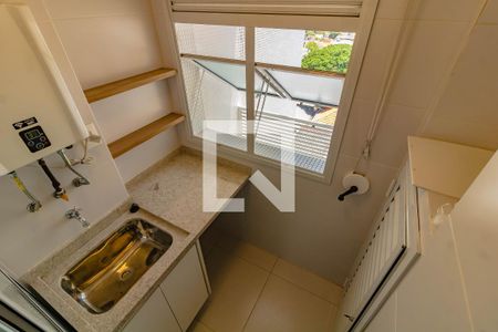 Apartamento para alugar com 66m², 2 quartos e 1 vagaÁrea de Serviço