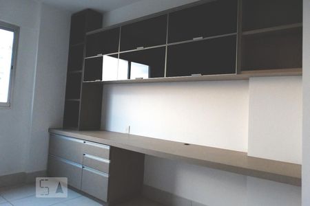 Apartamento para alugar com 64m², 2 quartos e 2 vagasQuarto