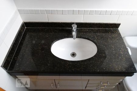 Apartamento para alugar com 64m², 2 quartos e 2 vagasPia Banheiro Suíte