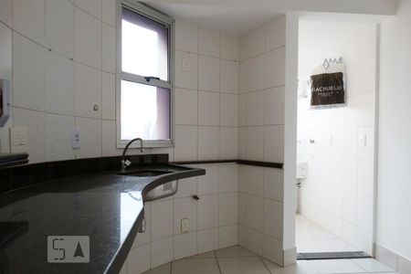 Cozinha de apartamento para alugar com 2 quartos, 64m² em Jardim Goiás, Goiânia