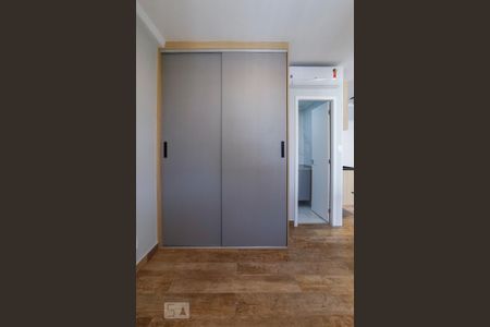 Apartamento à venda com 37m², 1 quarto e 1 vagaQuarto