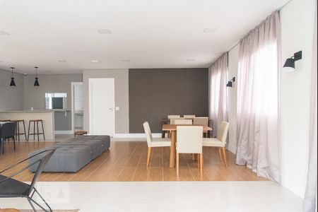 Apartamento à venda com 42m², 1 quarto e sem vaga Apartamento à venda com 42m², 1 quarto e sem vagaSalão de festas